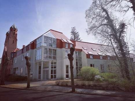 www.parkhotel-trebbin.de