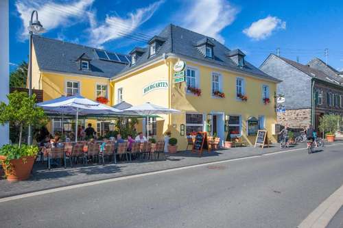 www.hotel-zur-post-muelheim.de