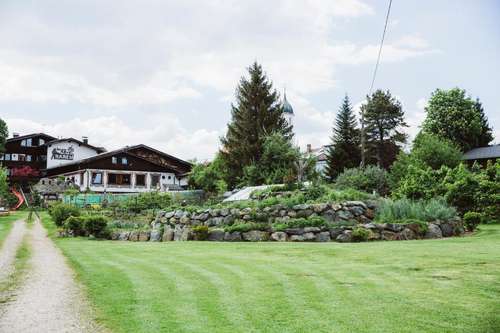 www.burghotelbaeren.de