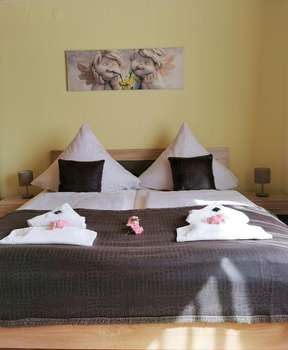 www.hotel-mainperle.de