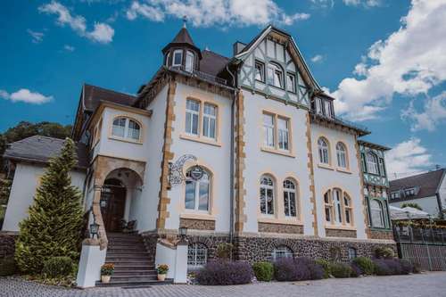 www.hotel-bender-westerburg.de