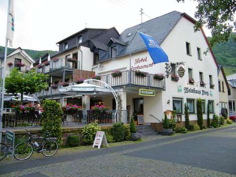www.weinhausberg.de