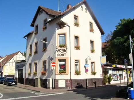 www.hotel-zur-post-frankfurt.de