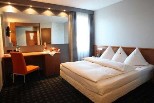 www.hotel-ara.de