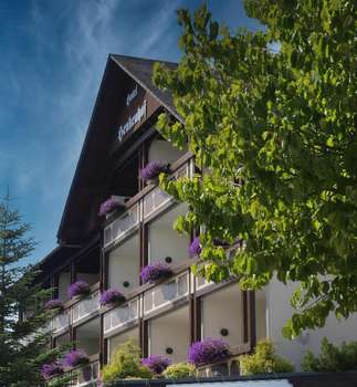 www.landhotel-henkenhof.de