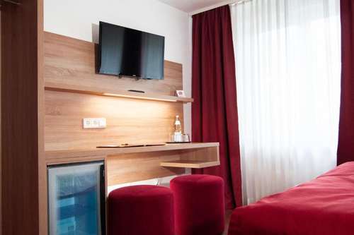 www.leomar-hotel-ulm.de