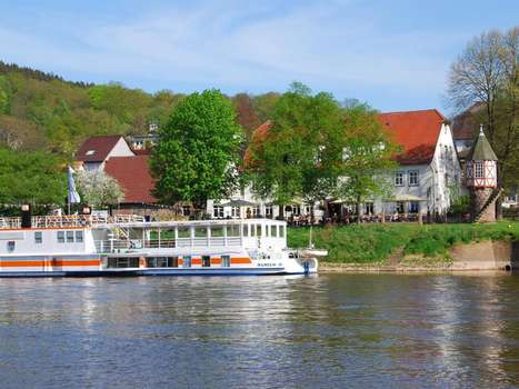 www.zumweserdampfschiff.de