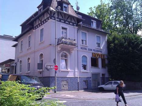www.hotelzumfeldberg.de