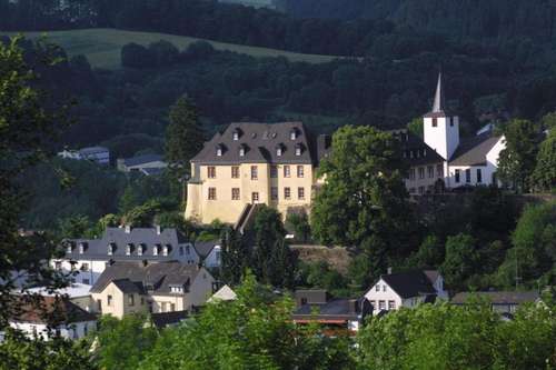 www.daunerburg.de