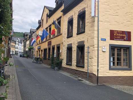 www.dorfschaenke.eu