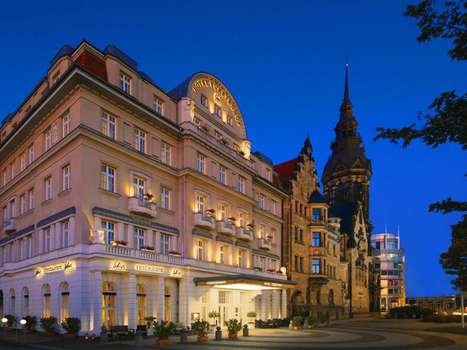 www.hotelfuerstenhof-leipzig.com