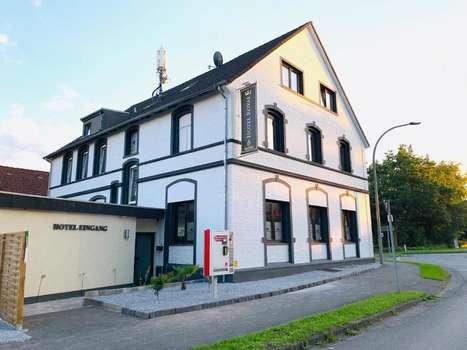 www.hotelroyal-lp.de