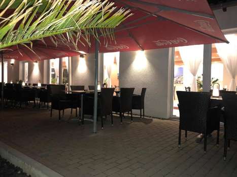 www.nikopolis-buchholz.de