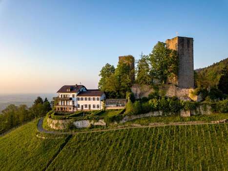 www.burg-windeck.de