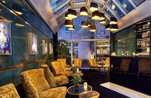 www.carls-hotel.de
