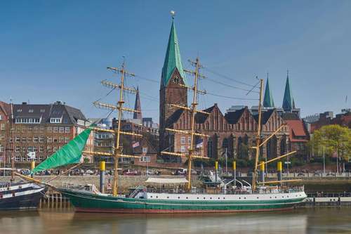 www.alex-das-schiff.de