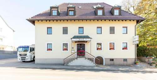 www.hotel-krone-strassdorf.de