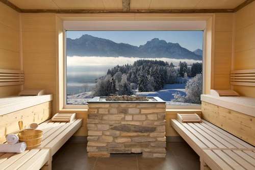 www.landhotel-schwarzenbach.de