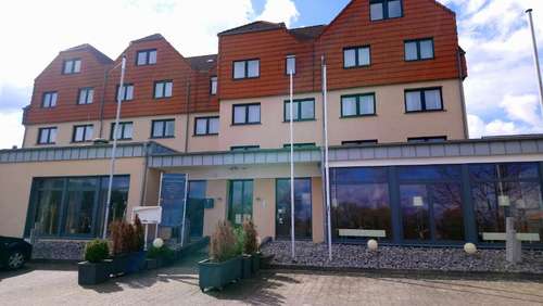 www.parkhotelnieheim.de