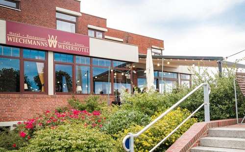 www.wiechmanns-weserhotel.de