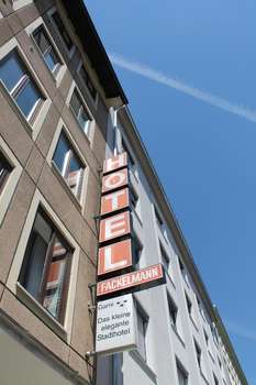 www.hotel-fackelmann.de