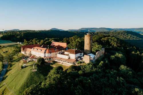 www.burg-staufeneck.de
