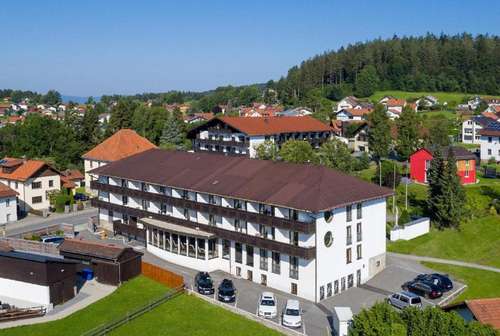 www.hotel-hochriegel.de