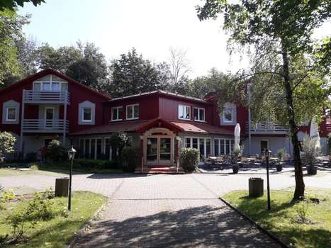 www.rosengarten-landhotel.de
