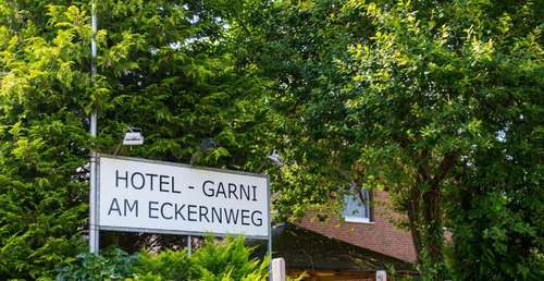 www.hotel-garni-am-eckernweg.com