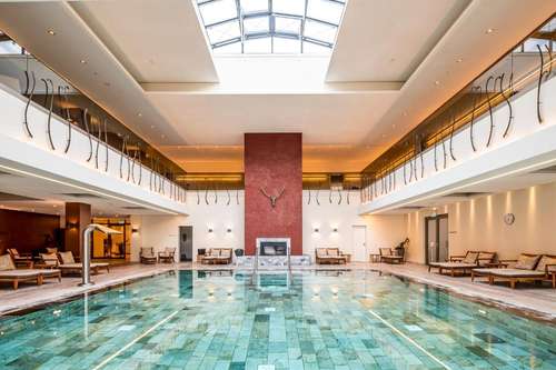 www.schlosshotel-friedrichsruhe.de