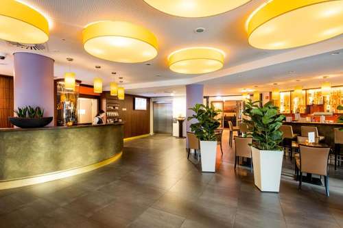 www.stadthotel-roemerturm.de