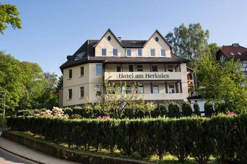www.hotel-am-herkules.de