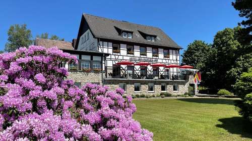 www.holleratherhof.com