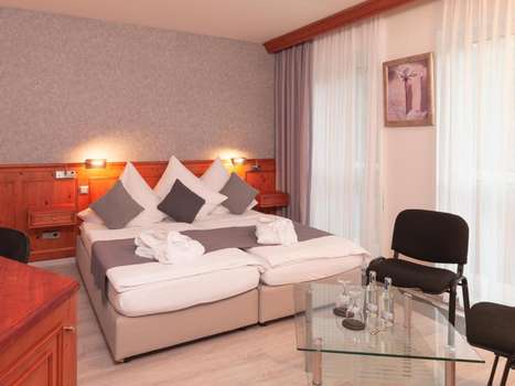 www.hotelgimken.de