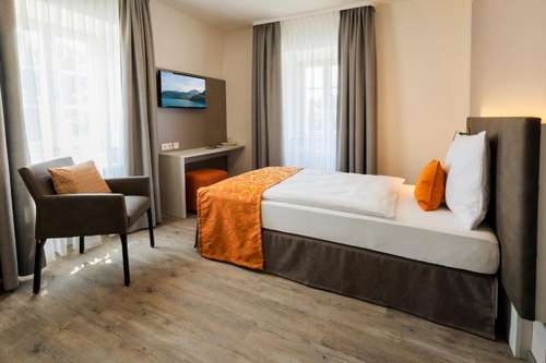 www.kurhaus-bad-bocklet.de