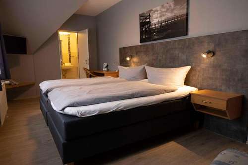 www.hotel-rendsburg.com