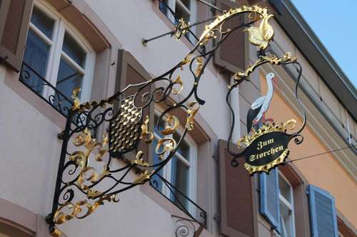 www.zum-storchen-waldkirch.de