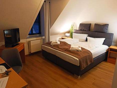 www.stadthotel-deggendorf.de