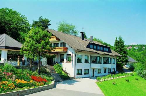 www.hotel-auf-dem-kamp.de