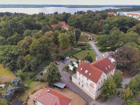 www.parkhotel-senftenberg.de