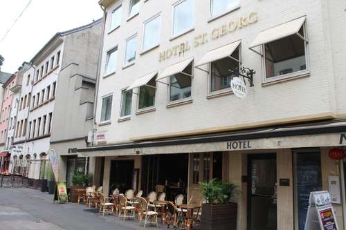 www.altstadthotel-stgeorg.de