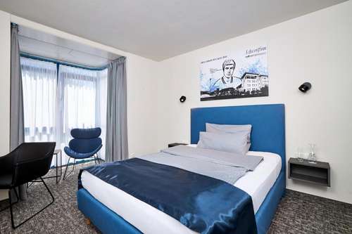 www.hotel-schwertfirm.de