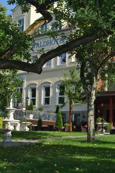www.waldhotel-rheinbach.de
