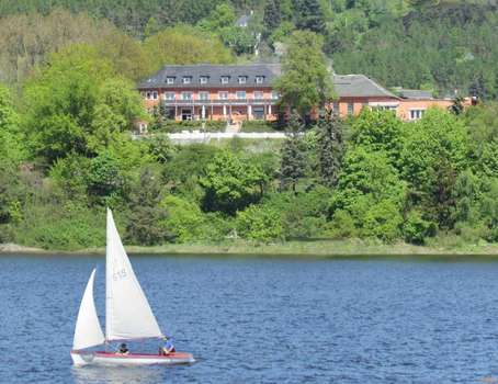 www.seeblick-hotel-saalburg.de