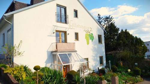 www.hotel-garni-zur-traube.eu
