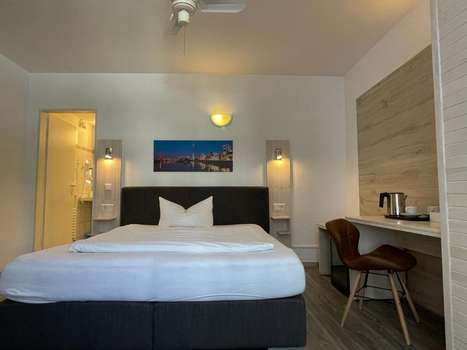 www.cityloungehotel.com