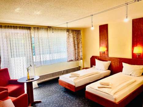 www.hotel-zur-post-herne.de