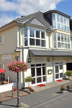 www.hotelamweissenturm.de
