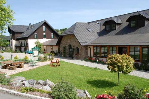 www.landhotel-rittersgruen.de