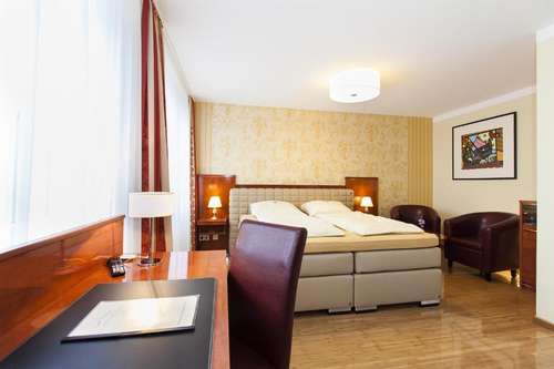 www.hotel-berliner-platz.de